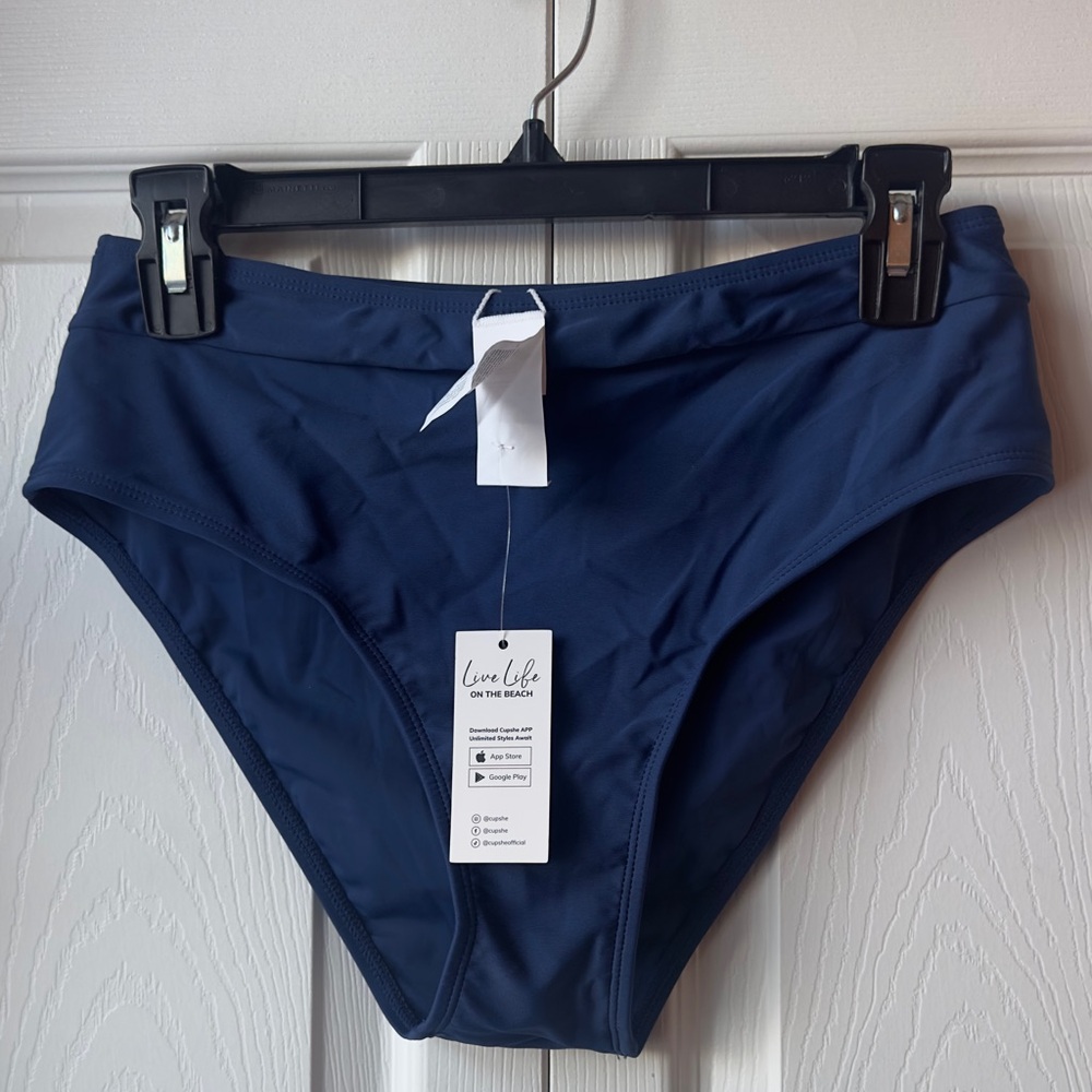NWT Cupshe Navy Classic High Waist Bikini Size M